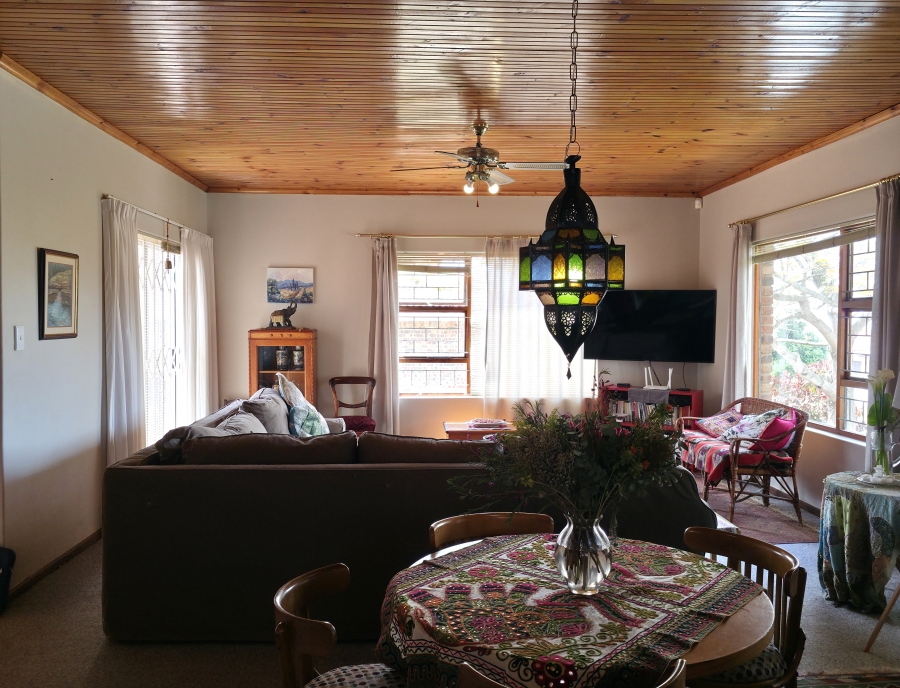 3 Bedroom Property for Sale in Wavecrest Eastern Cape